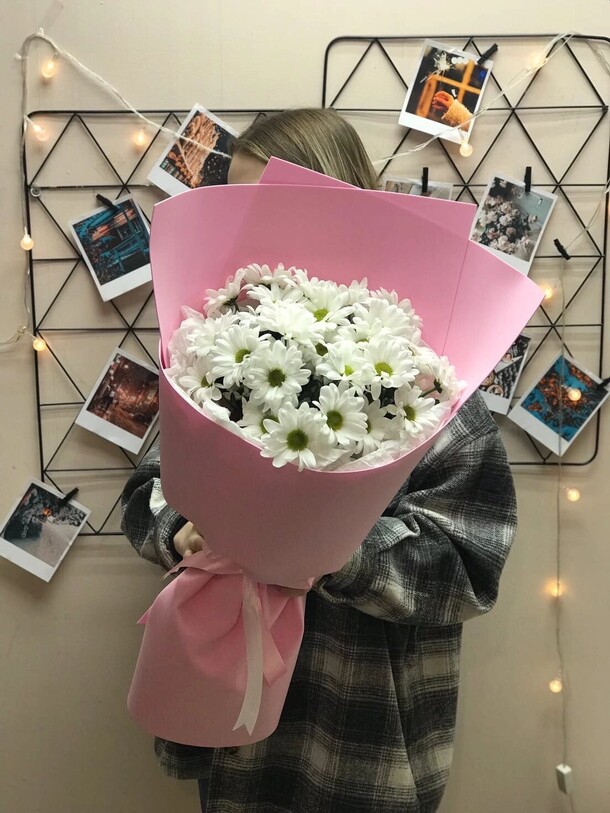 Букет ромашек, артикул F1098289 - 3879 рублей, доставка по городу. Flawery - доставка цветов