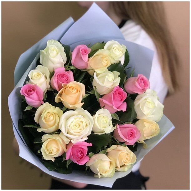 Букет роз, артикул F1098300 - 7689 рублей, доставка по городу. Flawery - доставка цветов