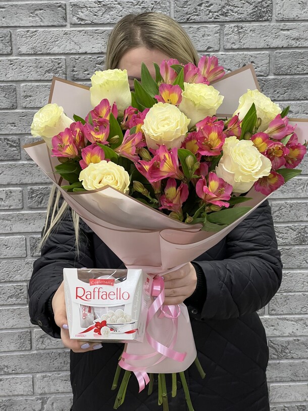 Комбо набор, артикул F1151784 - 5897 рублей, доставка по городу. Flawery - доставка цветов