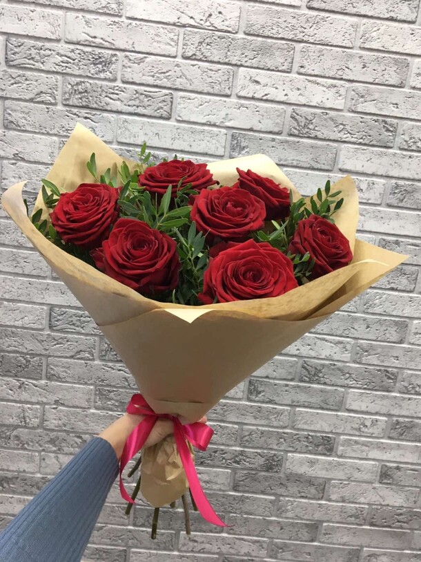 Классический букет, артикул F1151786 - 3190 рублей, доставка по городу. Flawery - доставка цветов