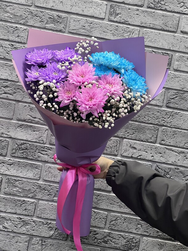 Букет ярких хризантем, артикул F1152930 - 2530 рублей, доставка по городу. Flawery - доставка цветов