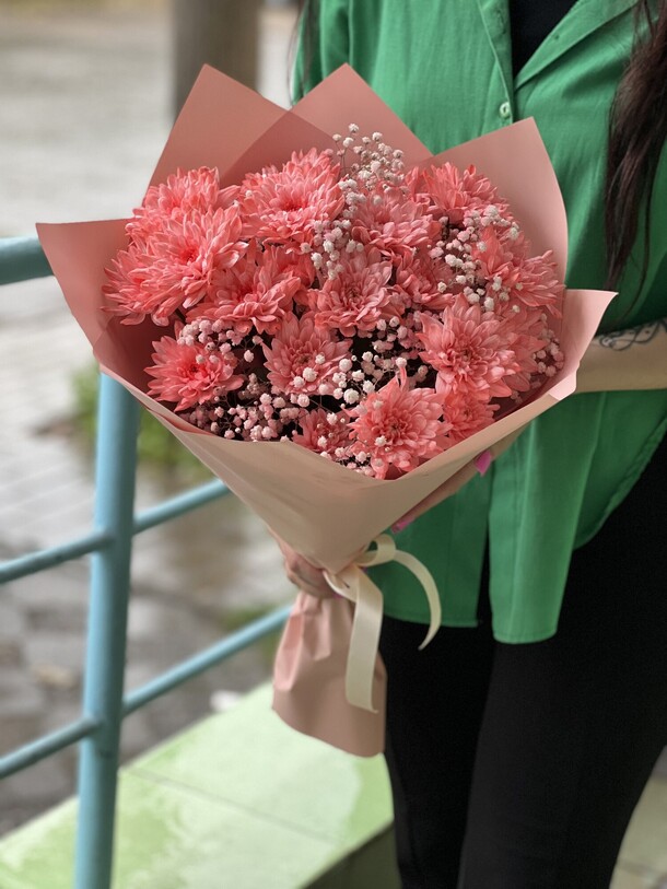 Букет персиковых хризантем, артикул F1291925 - 3367 рублей, доставка по городу. Flawery - доставка цветов