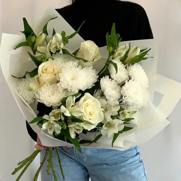 Воздух, артикул F1420647 - 3872 рублей, доставка по городу. Flawery - доставка цветов