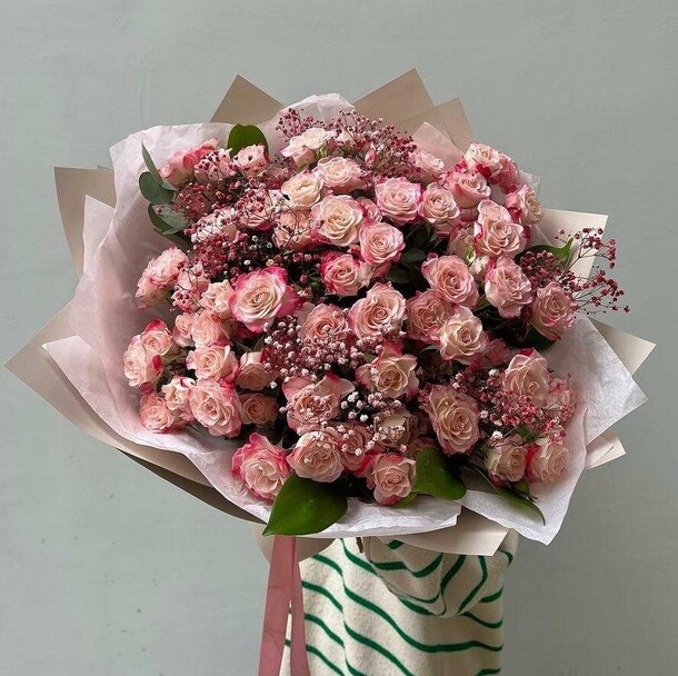 Букет микс, артикул F1169037 - 14889 рублей, доставка по городу. Flawery - доставка цветов