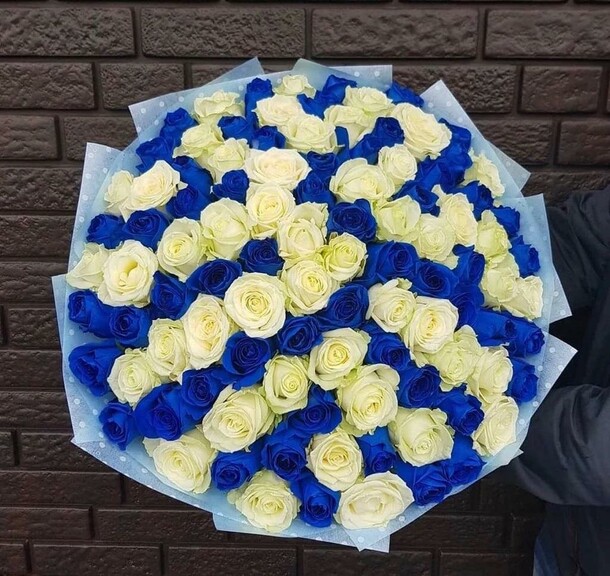 Розы эквадор, артикул F1169039 - 78100 рублей, доставка по городу. Flawery - доставка цветов