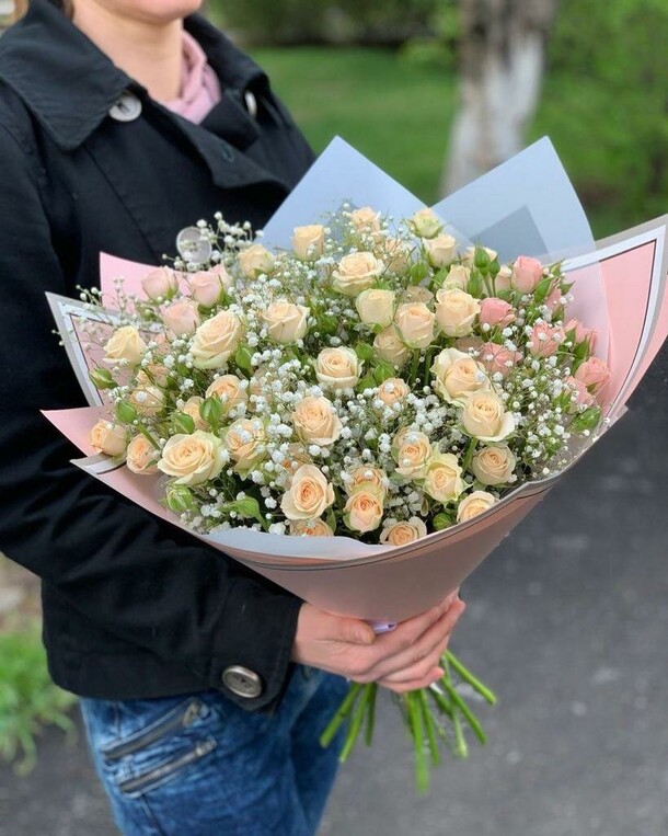 Кустовая микс, артикул F1170014 - 10799 рублей, доставка по городу. Flawery - доставка цветов