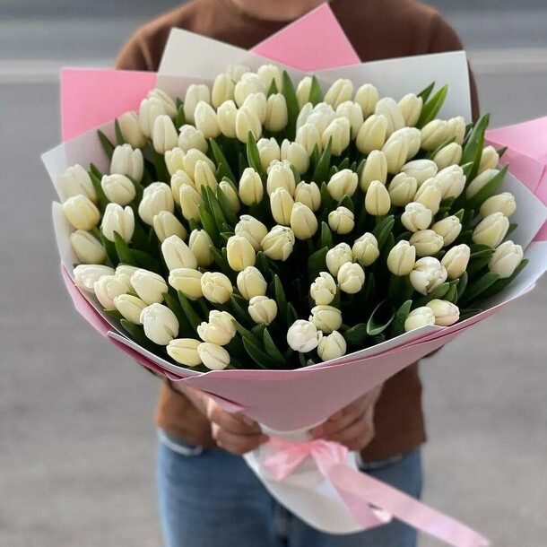 101 белые, артикул F1172678 - 29999 рублей, доставка по городу. Flawery - доставка цветов