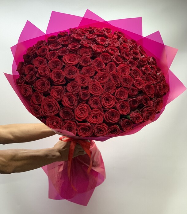 101 🌹, артикул F1202302 - 18888 рублей, доставка по городу. Flawery - доставка цветов