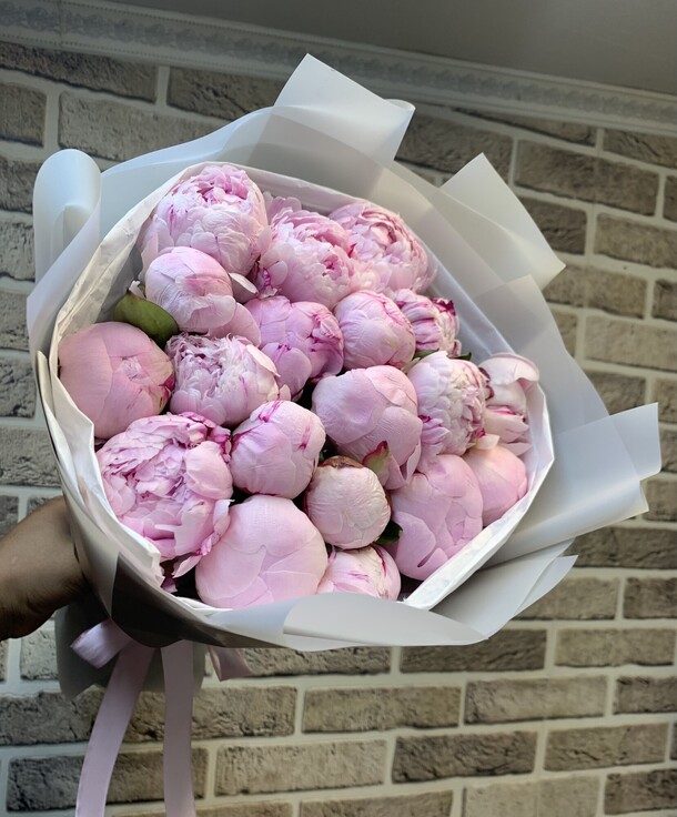 Пион, артикул F1213378 - 19500 рублей, доставка по городу. Flawery - доставка цветов