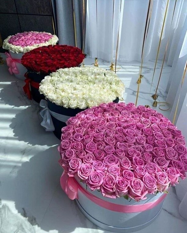 Комбо 🌹, артикул F1222830 - 190766 рублей, доставка по городу. Flawery - доставка цветов