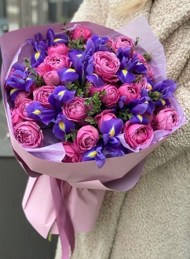 Мисти и ирис, артикул F1242369 - 8900 рублей, доставка по городу. Flawery - доставка цветов