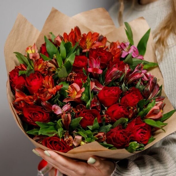 Букет из альстромерии, артикул F1244184 - 5400 рублей, доставка по городу. Flawery - доставка цветов