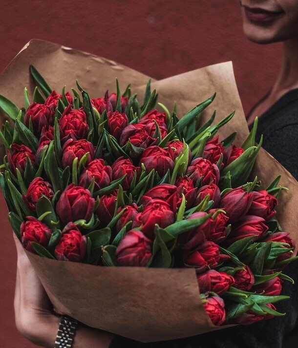 Тюльпан красный, артикул F1247431 - 15348 рублей, доставка по городу. Flawery - доставка цветов