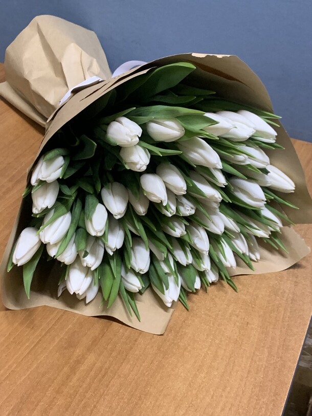 Тюльпан белый, артикул F1247567 - 12999 рублей, доставка по городу. Flawery - доставка цветов