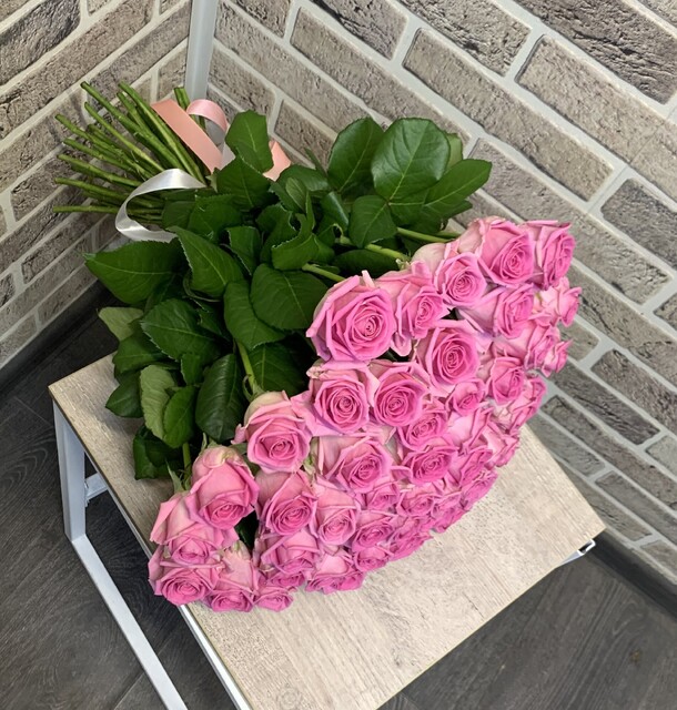 Роза аква, артикул F1287898 - 10999 рублей, доставка по городу. Flawery - доставка цветов