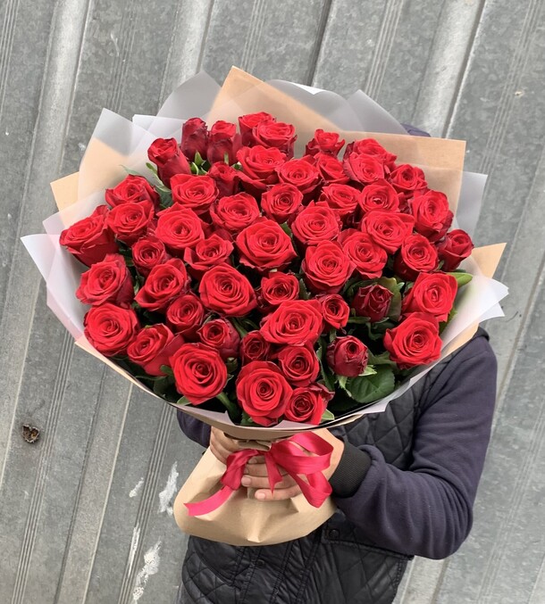 Розы в красоте, артикул F1306128 - 8399 рублей, доставка по городу. Flawery - доставка цветов