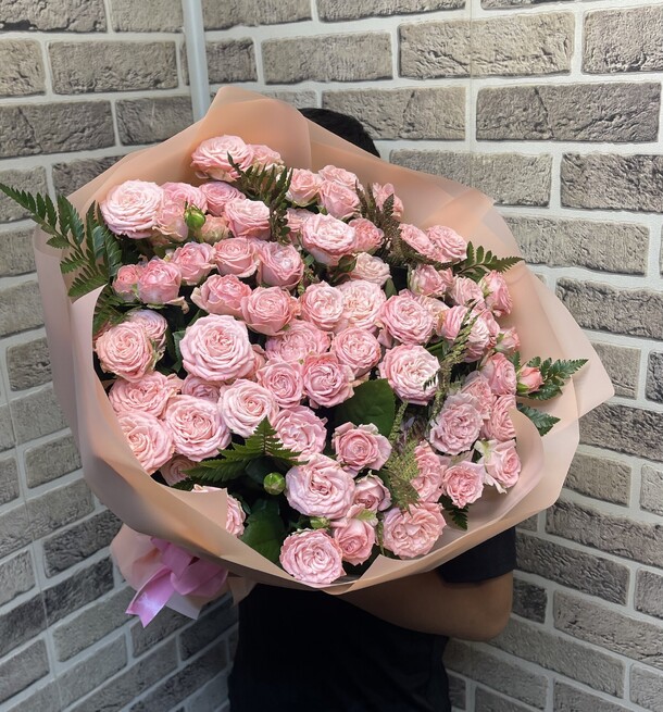 Пионовидные розы, артикул F1308353 - 11990 рублей, доставка по городу. Flawery - доставка цветов