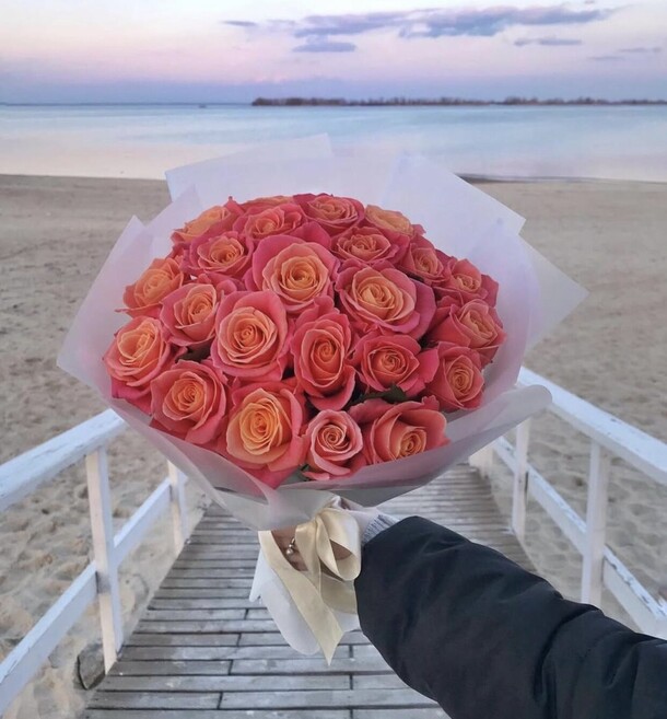 Роза мисс пигги, артикул F1397640 - 5999 рублей, доставка по городу. Flawery - доставка цветов