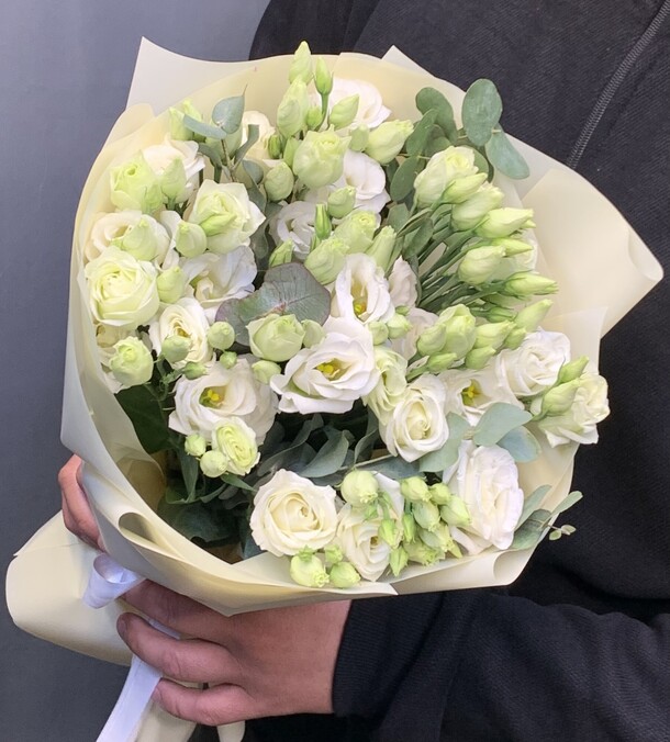 Эустома, артикул F1414189 - 3795 рублей, доставка по городу. Flawery - доставка цветов