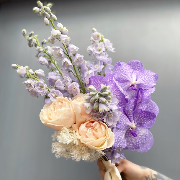 Букет невесты с орхидеей ванда, артикул F1067529 - 5750 рублей, доставка по городу. Flawery - доставка цветов