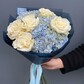 Дуо букет из гортензии и белых роз