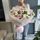Нежный букет с розами
