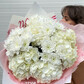 Букет с гортензией и хризантемой