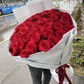51 роза в дизайнерской упаковке