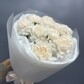 Букет из кремовых гвоздик