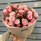 Букет из нежной кустовой розы