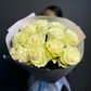 Монобукет из 11 белоснежных роз сорта Мондиаль