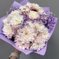 Букет из хризантем с гипсофилой