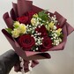 Букет с красной розой и другими цветами