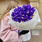 Букет из ярких ирисов