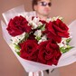 Букет красных французских роз 7 шт с альстромерией
