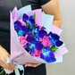 Букет живых цветов из космических орхидей и розовых роз 11 шт